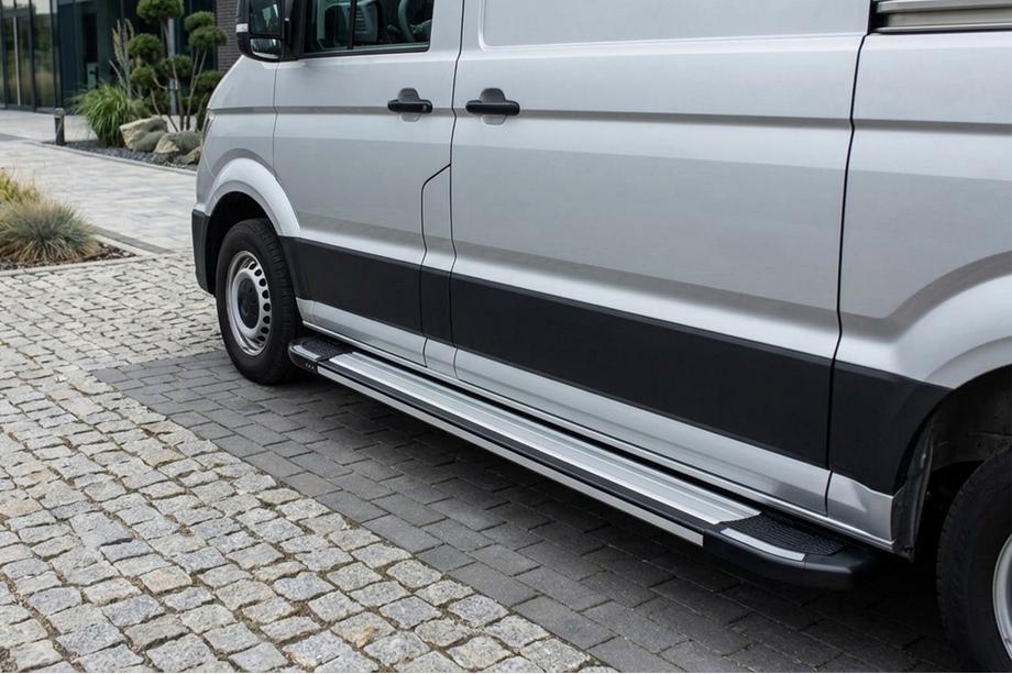 Volkswagen Crafter 2016– Rainbow side steps (2 stuks, aluminium) Lang/Extra lang Image