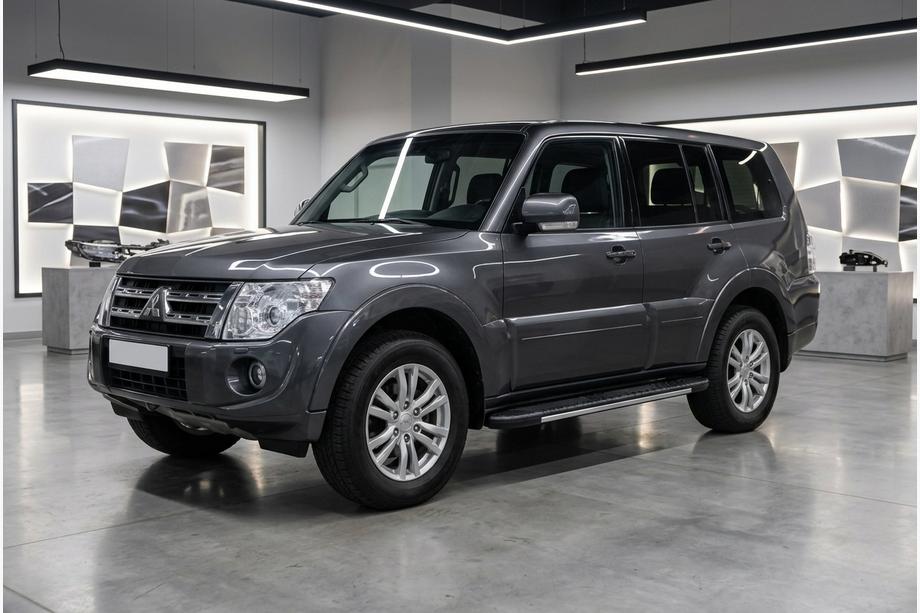 Mitsubishi Pajero Wagon IV 2006–2021 Bosphorus Grey zijsteps (set van 2, aluminium) Image