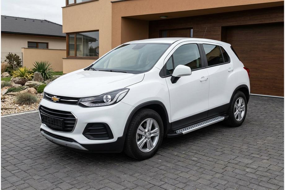 Chevrolet Trax 2012–2023 Side steps New Vision Grey (2 stuks, aluminium) Image