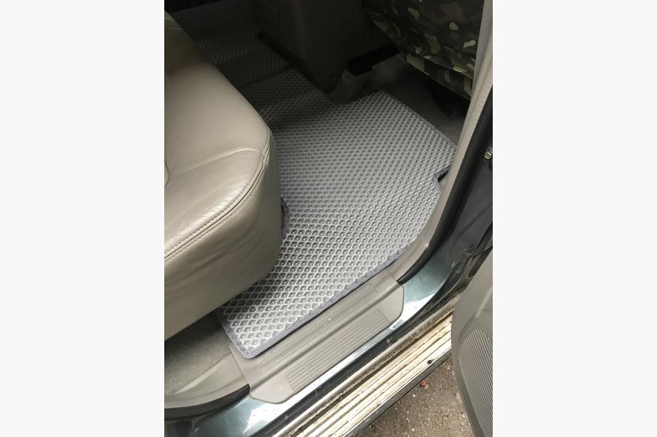 Nissan Patrol Y61 1997–2011 EVA automatten (grijs) Korte set, 4 stuks (voor en achter) Foto 4