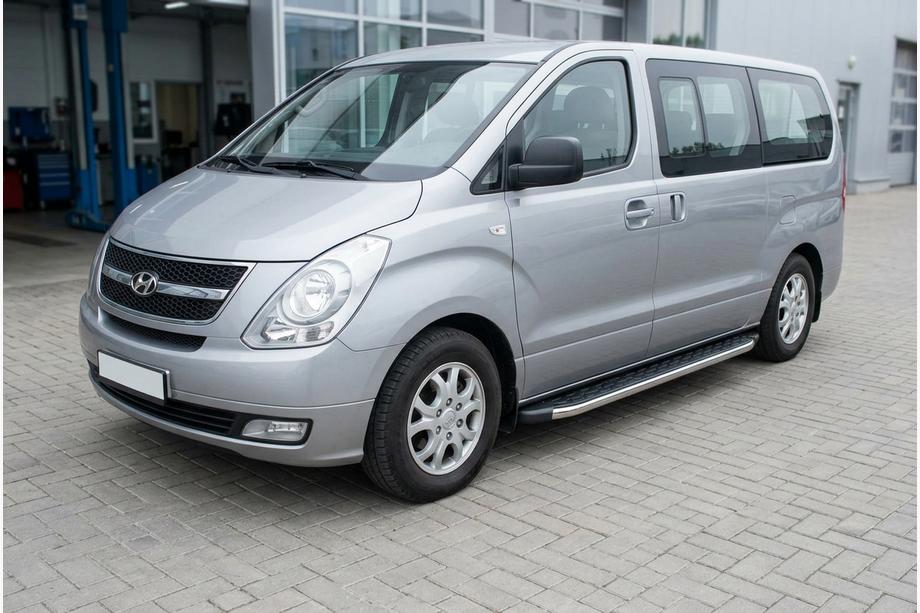Hyundai H300, H1, Starex 2008–2020 BlackLine side steps (set van 2, aluminium) Foto 1