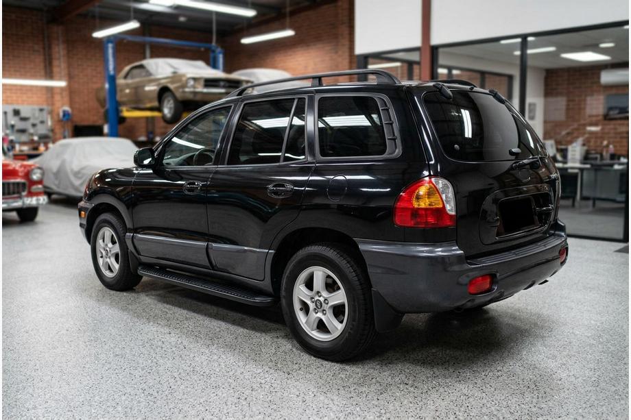 Hyundai Santa Fe 1 2000–2006 Side steps Tayga Black (2 stuks, aluminium) Image