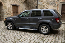 Jeep Grand Cherokee WK 2004–2010 Side steps New Vision Grey (2 stuks, aluminium) foto 1