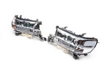 Toyota Land Cruiser 200 2007–2021 Koplampen voorzijde 2016+ (ORIGINEEL) foto 4