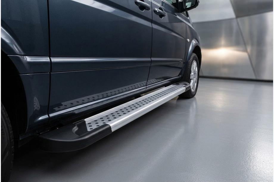 Mercedes Vito W639 2004–2014 Side steps New Vision Grey (2 stuks, aluminium) Image
