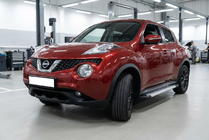 Nissan Juke 2010–2019 Side steps New Vision Grey (2 stuks, aluminium) foto 1