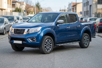 Nissan Navara/NP300 2016– BlackLine side steps (set van 2, aluminium) foto 1