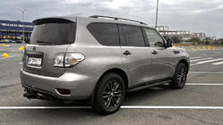 Nissan Patrol Y62 2010–2024 Side steps New Vision Grey (2 stuks, aluminium) foto 5