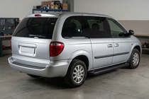 Chrysler Voyager 2001–2007 Allmond Black zijtreden (2 st., aluminium) foto 1