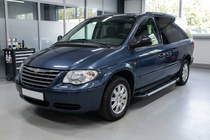 Chrysler Voyager 2001–2007 Side steps RedLine V1 (2 stuks, aluminium) foto 1