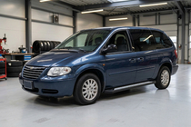 Chrysler Voyager 2001–2007 Side steps New Vision Black (2 stuks, aluminium) foto 1