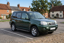 Nissan X-trail T30 2002–2007 Zijtreden RedLine Black (2 stuks, aluminium) foto 1