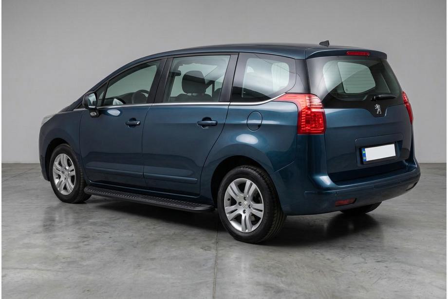 Peugeot 5008 2009–2016 Side steps Tayga Black (2 stuks, aluminium) Image
