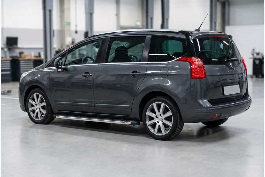 Peugeot 5008 2009–2016 BlackLine zijsteps (2 stuks, aluminium) Image