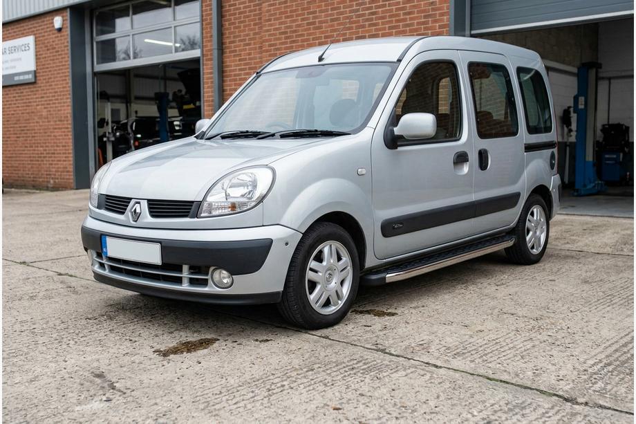 Renault Kangoo 1998–2008 BlackLine zijsteps (2 stuks, aluminium) Image