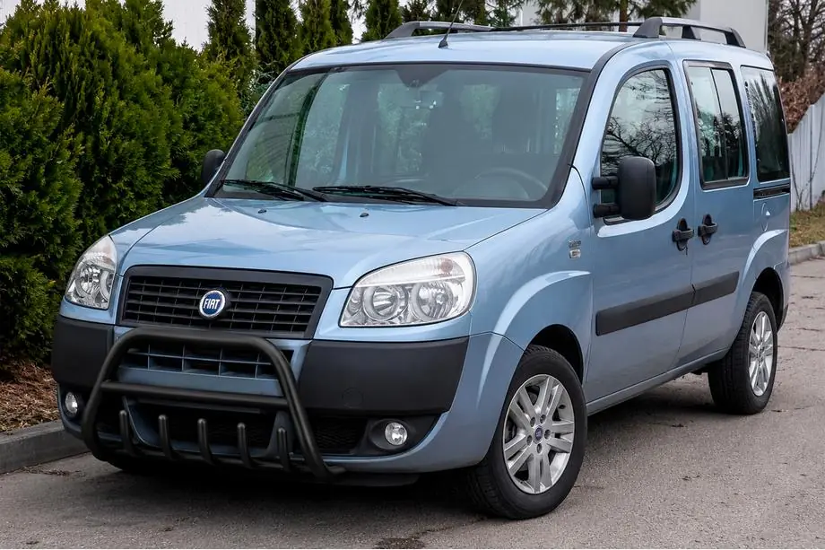 Fiat Doblo I 2005–2010 Bullbar WT004 Black (zwart) Image