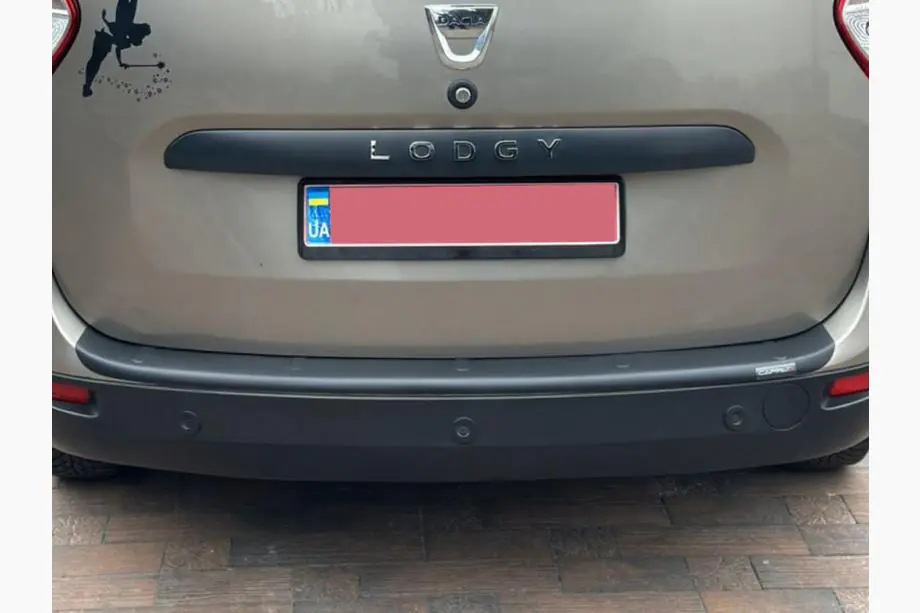 Dacia Lodgy 2012–2022 Achterbumper afdekking EuroCap (ABS) Foto 4