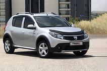 Dacia Sandero 2007–2013 Motorkapdeflector (EuroCap) foto 4