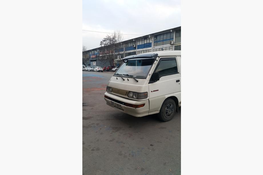 Mitsubishi L300 1986–2013 Zonneklep voor de voorruit Foto 7