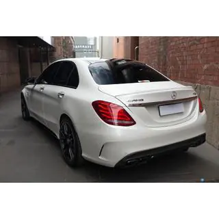 Carrosseriekit met complete achterbumper (AMG C63-designs 2014-2018) foto 4
