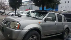 Nissan NP300 1999–2015 Voorruitvizier (zwart hoogglans, 5 mm) foto 9