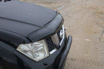 Nissan Navara 2006–2015 Motorkapdeflector (EuroCap) foto 4