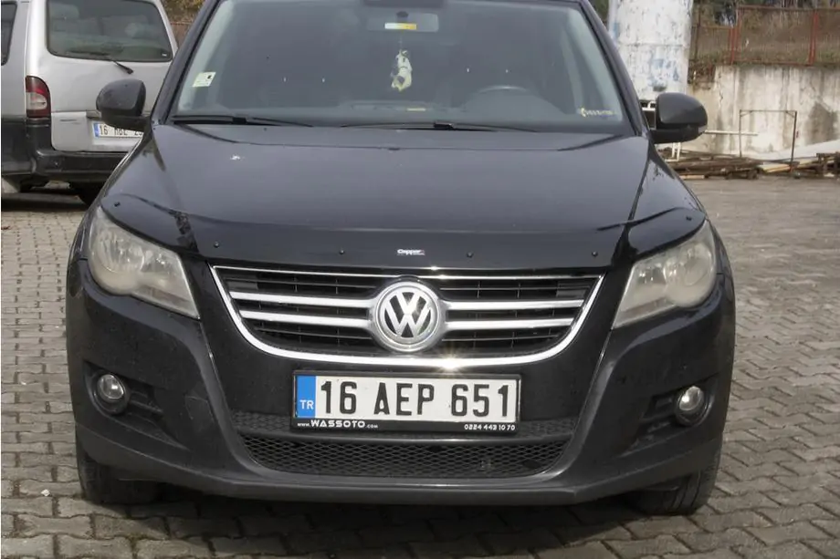 Volkswagen Tiguan 2007–2016 Motorkapdeflector (EuroCap) Foto 6