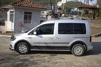 Volkswagen Caddy 2015–2020 Set sierlijsten en wielkastverbreders foto 2