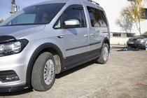 Volkswagen Caddy 2015–2020 Set sierlijsten en wielkastverbreders foto 36