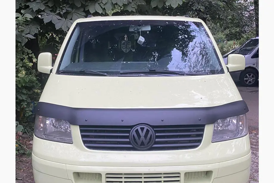 Volkswagen T5 Caravelle 2004–2010 Motorkapdeflector (EuroCap) Foto 12