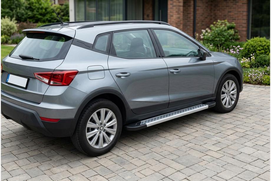 Seat Arona 2017– Side steps New Vision Grey (2 stuks, aluminium) Image