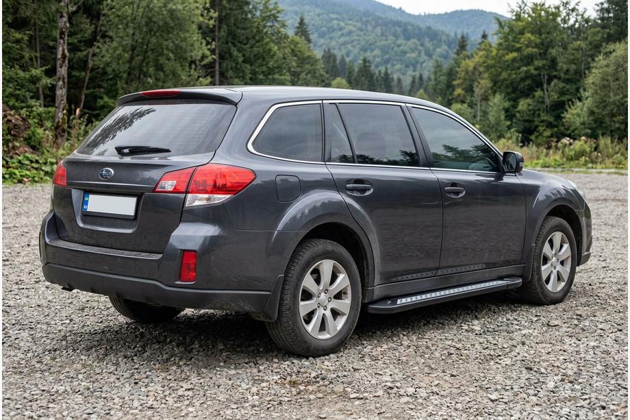 Subaru Outback 2009–2014 Side steps New Vision Black (2 stuks, aluminium) Image