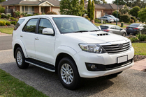 Toyota Fortuner 2006–2015 Side steps Tayga Grey (2 stuks, aluminium) foto 1