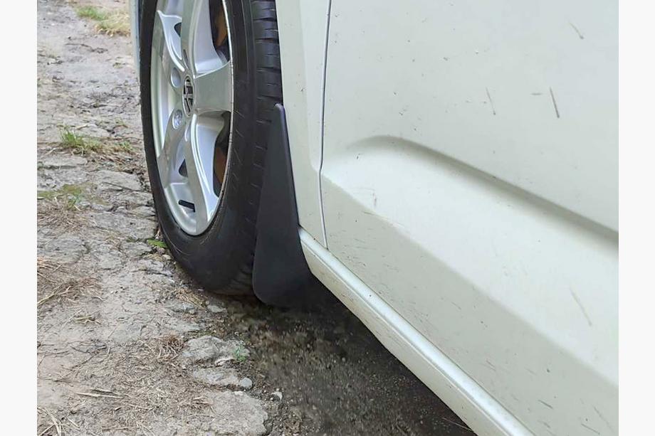 Volkswagen Touran 2015– Premium spatlapset (4 st.) Image