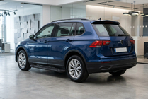 Volkswagen Tiguan 2016–2023 RedLine Black zijtreden (2 st., aluminium) foto 1