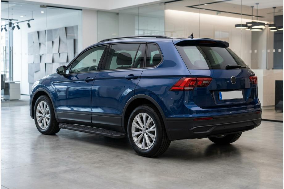 Volkswagen Tiguan 2016–2023 RedLine Black zijtreden (2 st., aluminium) Image