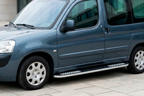 Peugeot Partner 1996–2008 Tayga V2 side steps (2 stuks, aluminium) foto 1