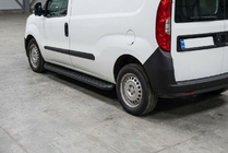 Opel Combo 2012–2018 Side steps Tayga Black (2 stuks, aluminium) foto 1