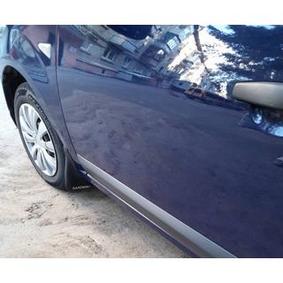 Voorste spatlappen (2 stuks) Renault Sandero 2007–2013 foto 4