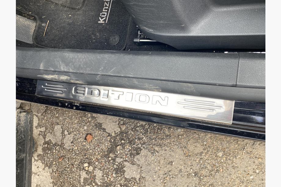 Volkswagen Tiguan 2007–2016 Dorpellijsten Edition V2 (4 stuks, RVS) Foto 2