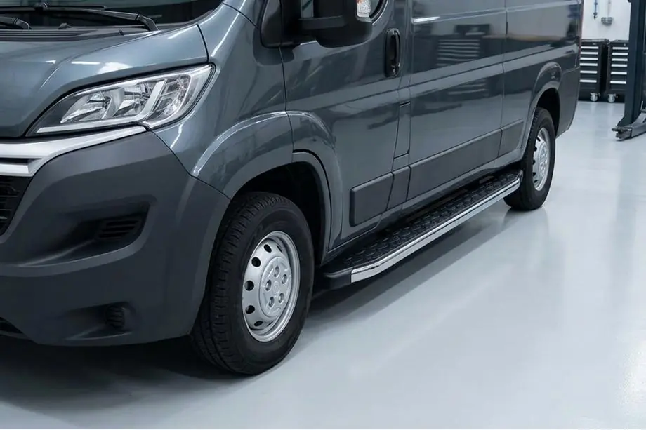 Citroen Jumper 2007–2025 BlackLine zijsteps (2 stuks, aluminium) Image