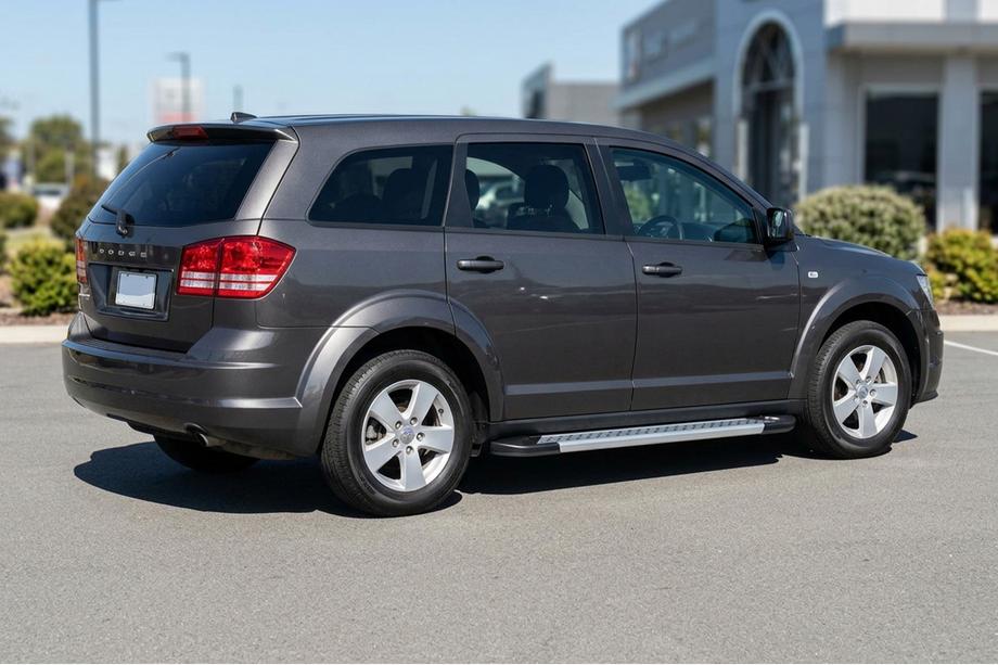 Dodge Journey 2008–2020 Side steps New Vision Grey (2 stuks, aluminium) Image