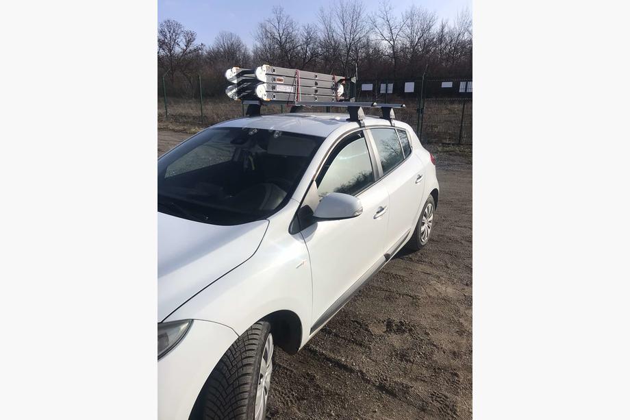 Renault Megane III 2009–2016 Dakdrager-dwarsbalken voor glad dak (2 stuks, Asaf V4) Foto 3