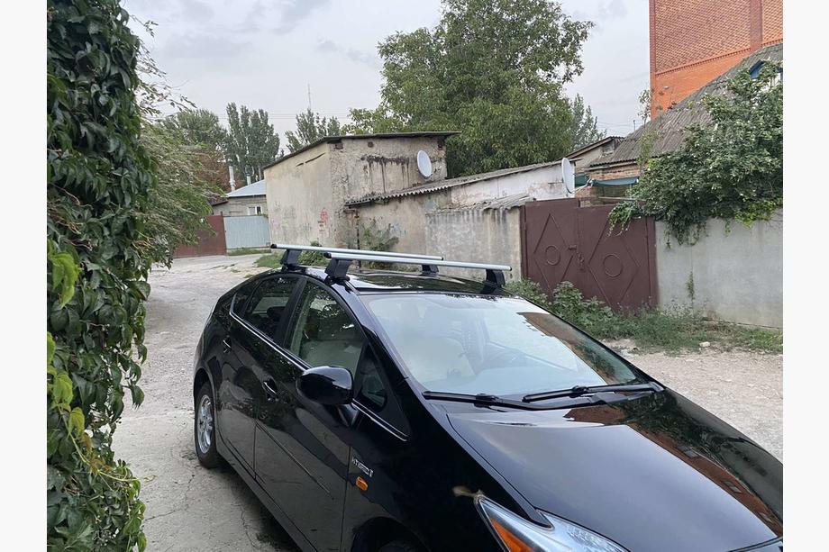 Toyota Prius 2009–2015 Dakdrager-dwarsbalken voor glad dak (2 stuks, Asaf V4) Foto 2