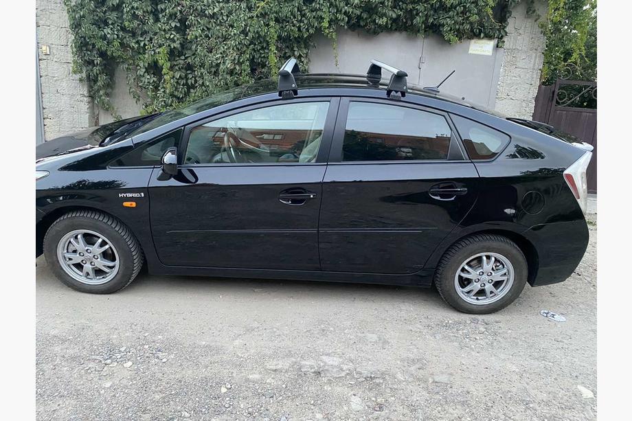 Toyota Prius 2009–2015 Dakdrager-dwarsbalken voor glad dak (2 stuks, Asaf V4) Foto 5