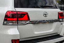 Toyota Land Cruiser 200 2007–2021 Achterlichten 2016-2021 (OEM-standaard) Rechter buitenste achterlicht (op spatbord) foto 1