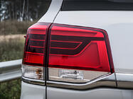 Toyota Land Cruiser 200 2007–2021 Achterlichten 2016-2021 (OEM-standaard) Rechter buitenste achterlicht (op spatbord) foto 2