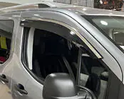 Peugeot Partner/Rifter 2019– Raamdeflectoren met chroomstrip (set van 2, Niken) foto 1