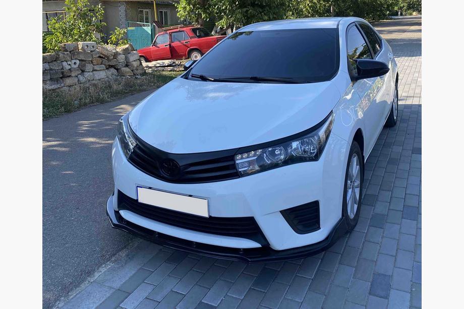 Toyota Corolla 2013–2019 Voorbumper lipspoiler LIP (zwart) Image