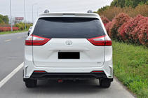 Toyota Sienna 2010–2020 LM-style bodykit foto 2